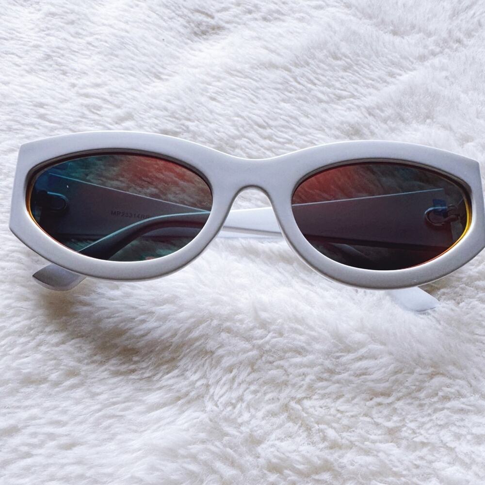 Faye Mirrored Orange with White Rim Sunglasses